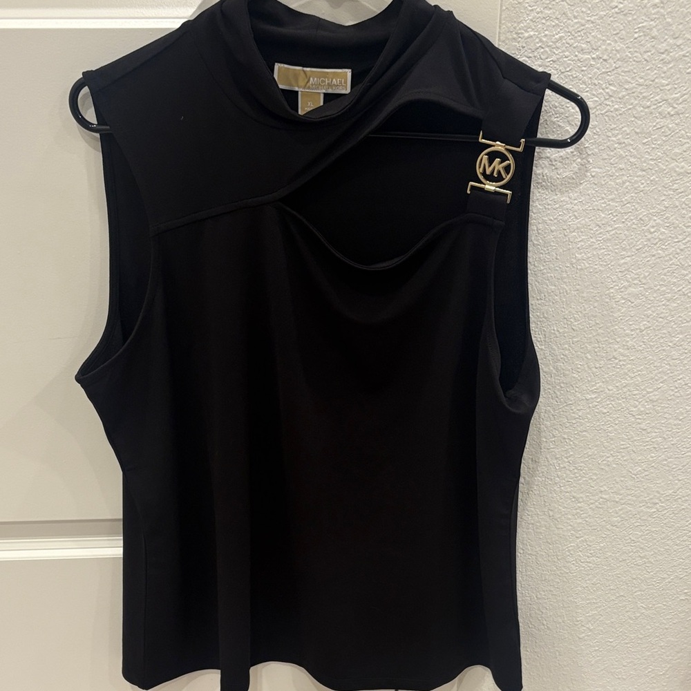 Michael Kors Elegant Black Sleeveless Blouse